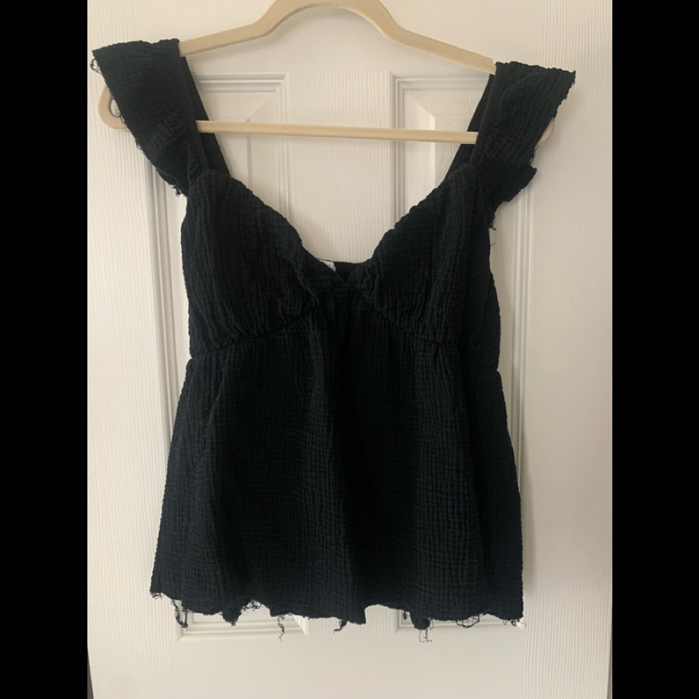 Black boutique top